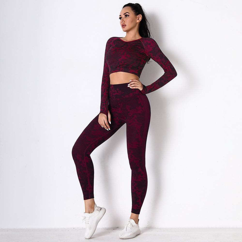 New Hip Lifting Sports Fitness Suit Two Piece Knitted Seamless Yoga Suit
