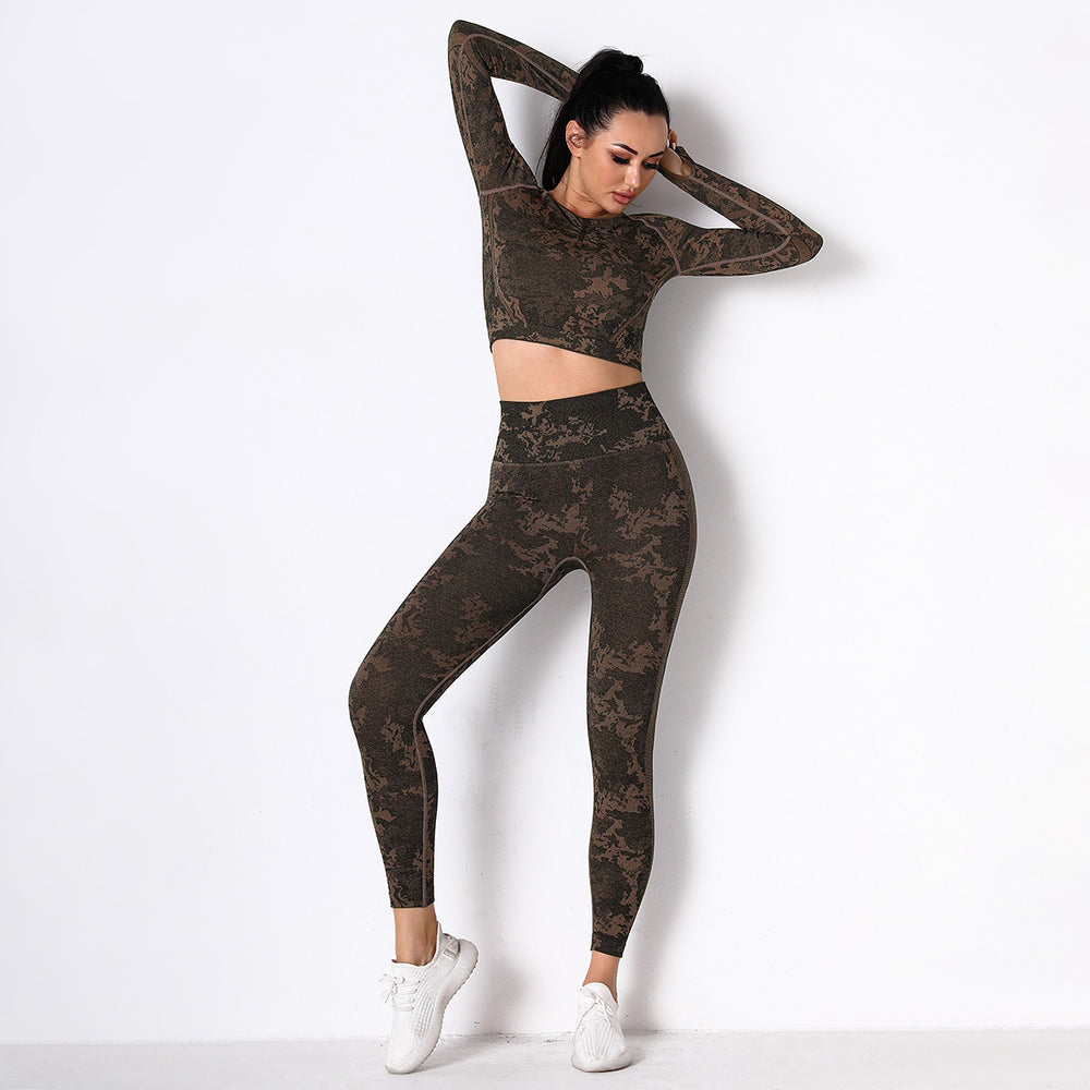 New Hip Lifting Sports Fitness Suit Two Piece Knitted Seamless Yoga Suit