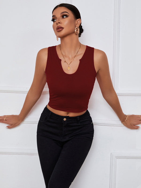 Women's Solid Color Knit Y-neckline Cropped Henley Tank Top